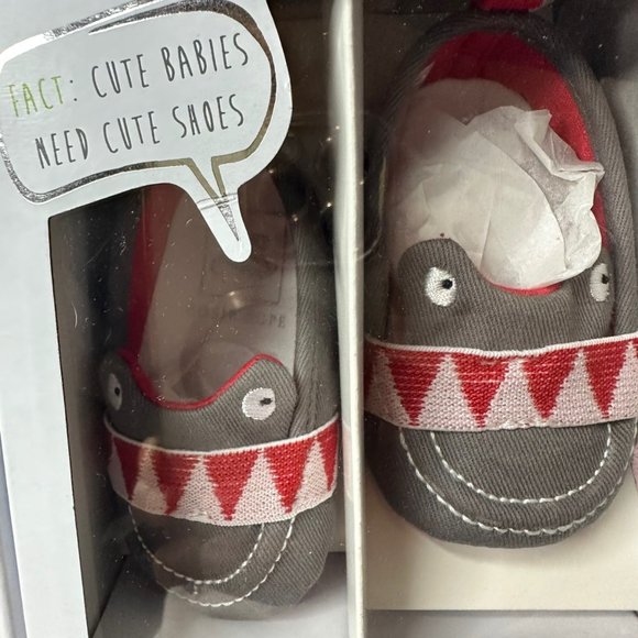 Rosie Pope Infant Embroidered I See You Espadrille Shoes 0-3 Month|Gray Red - Picture 2 of 16